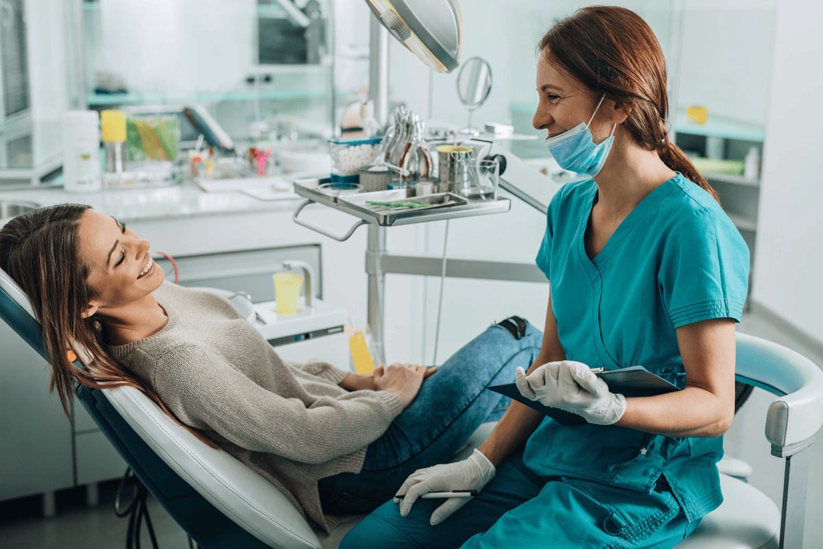 dental cleanings and fresh breath: how a dentist near you can help