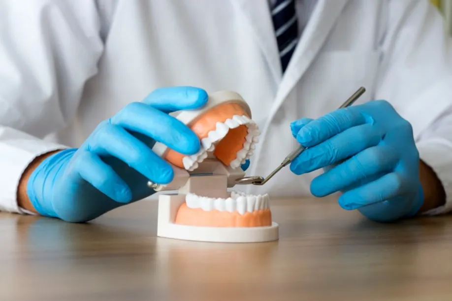 signs you need dental bridge